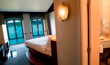 Sumahan - On The Water 5*