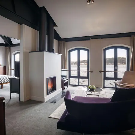 호텔 Sumahan - On The Water 5*