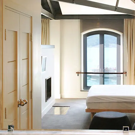 Sumahan - On The Water 호텔