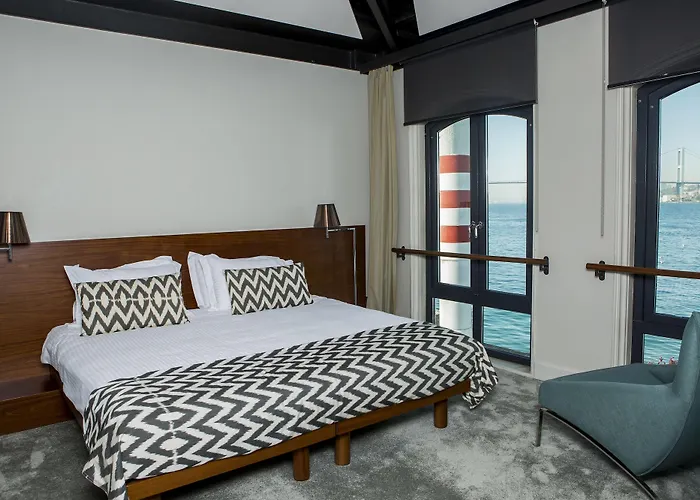 Sumahan - On The Water 5*