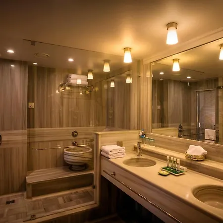 Sumahan - On The Water Hotel 5*